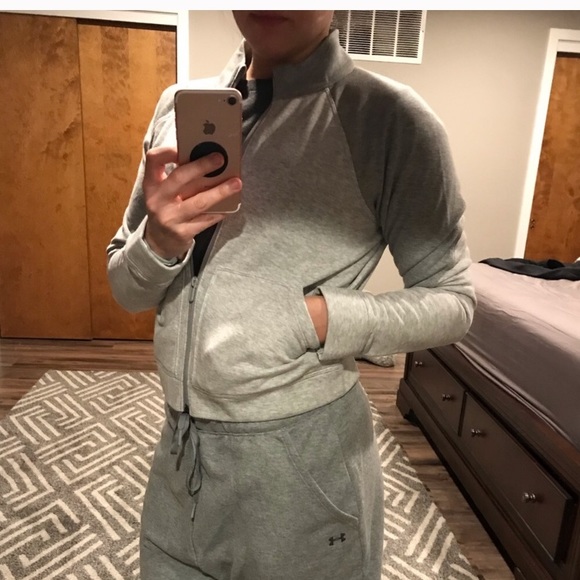 NWT Under Armour 2 Piece Sweat Suit - Picture 7 of 8